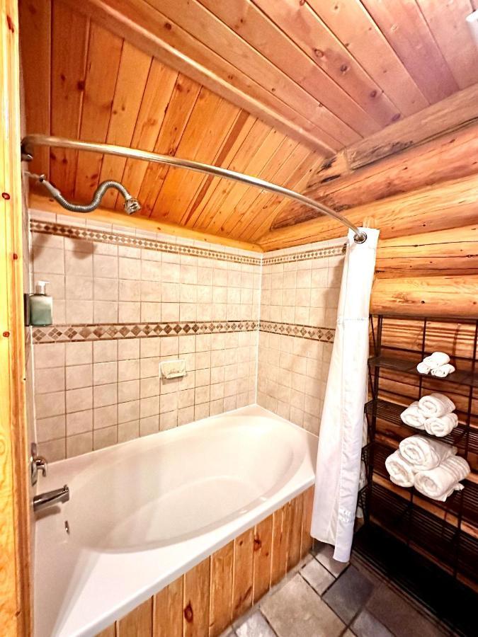 Вилла Hibernation Station Запад Йеллоустон Экстерьер фото
